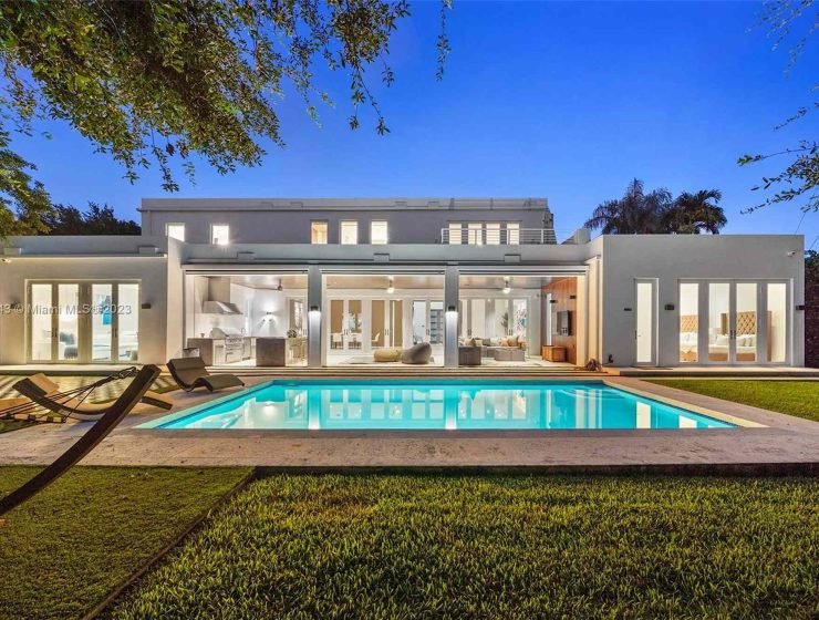 House at 7930 SW 52nd Ct, Miami, FL 33143