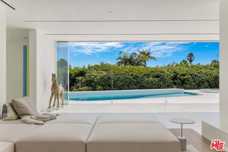 House at 510 Arkell Dr, Beverly Hills, CA 90210