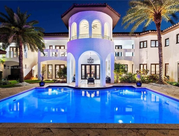 House at 1201 NE 83rd St, Miami, FL 33138