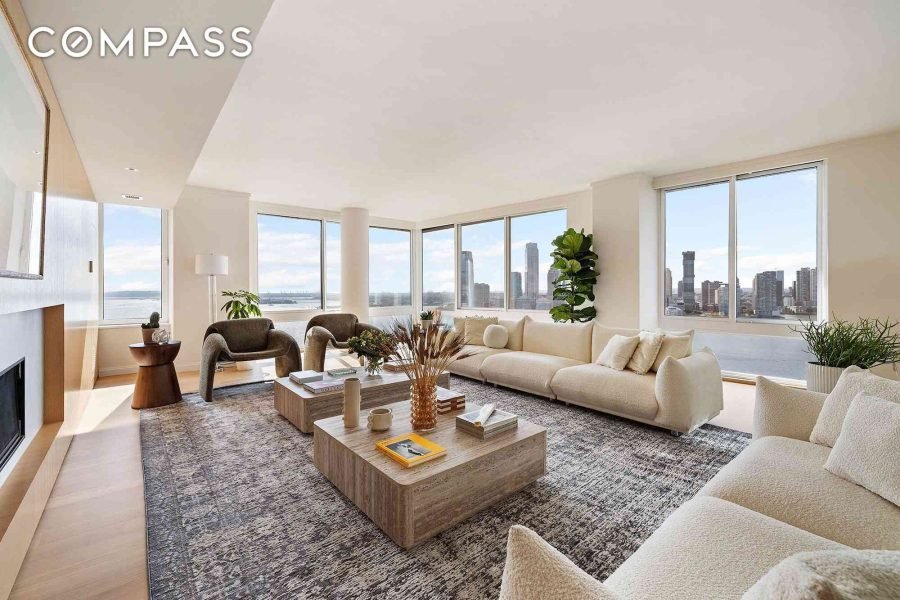 Condo at 212 Warren St, New York, NY 10282