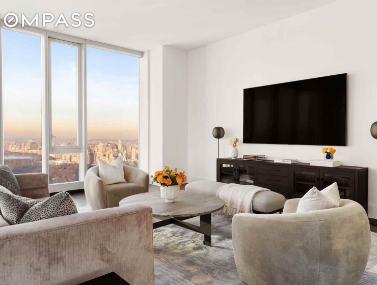 Condo at 217 W 57th St #60-W, New York, NY 10019