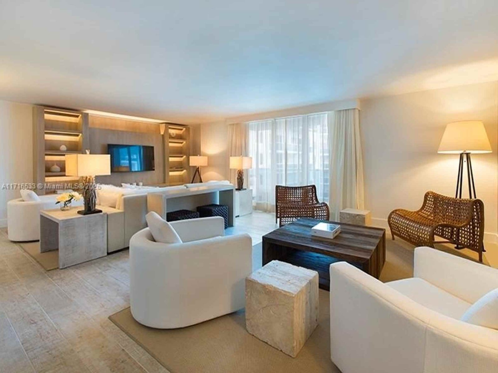 Condo at 102 24th St #1540, Miami Beach, FL 33139