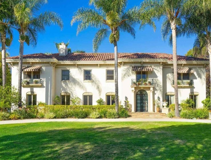 House at 113 Fremont Pl, Los Angeles, CA 90005