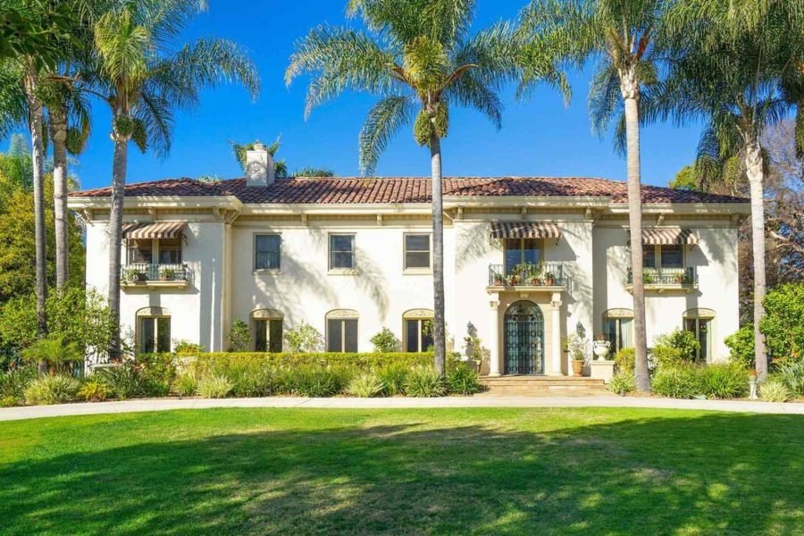 House at 113 Fremont Pl, Los Angeles, CA 90005