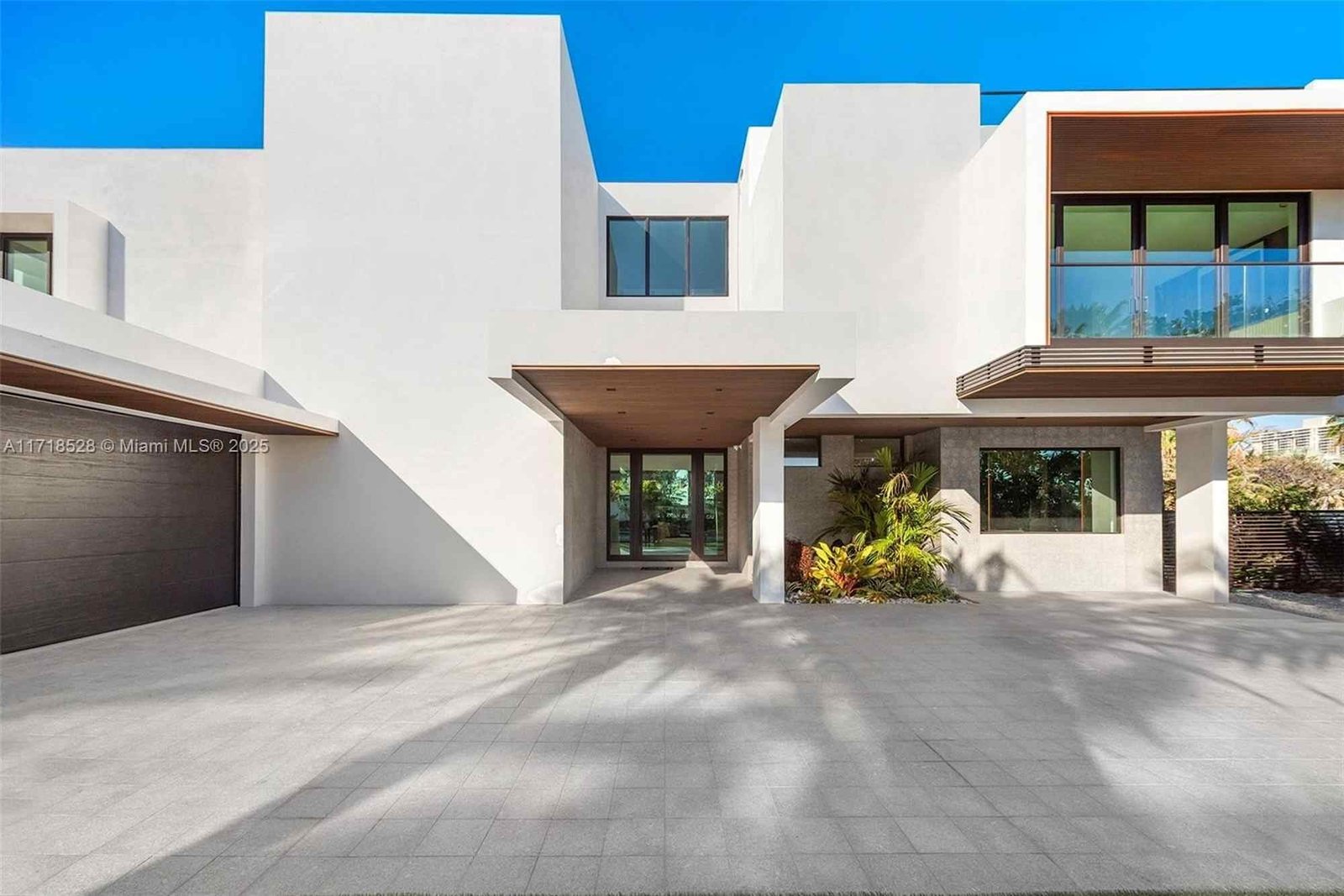 House at 128 Ocean Blvd, Golden Beach, FL 33160
