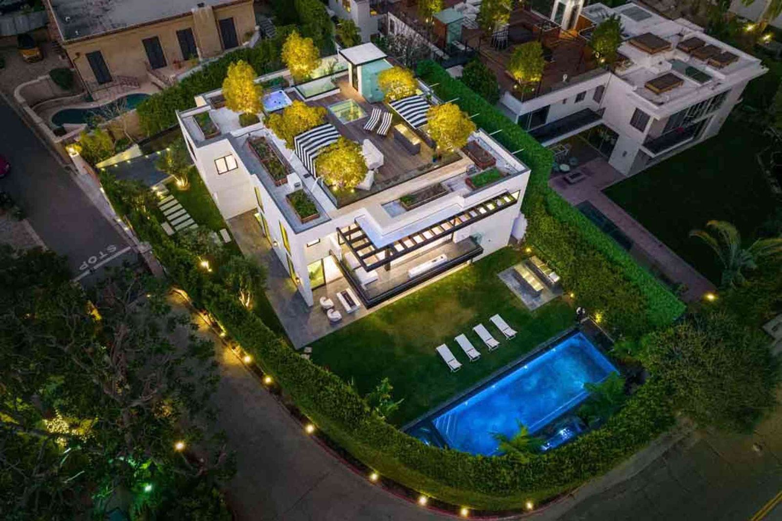House at 1100 La Collina Dr, Beverly Hills, CA 90210