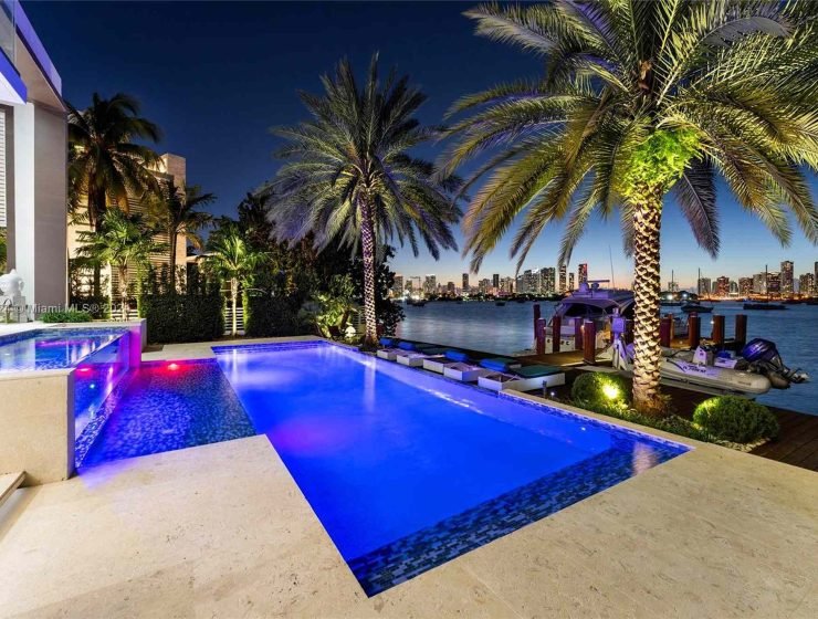 House at 441 N Hibiscus Dr, Miami Beach, FL 33139