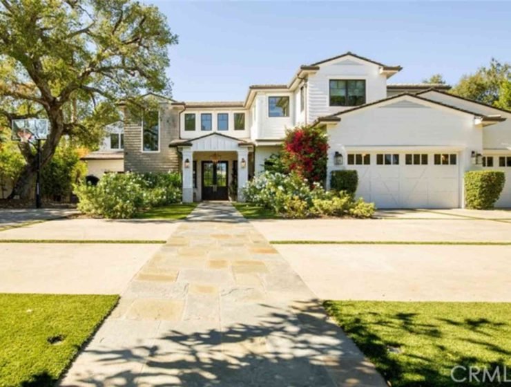 House at 4519 Densmore Ave, Los Angeles, CA 91436