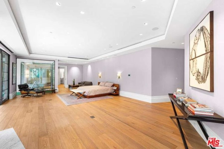 House at 3160 Coldwater Canyon Ave, Los Angeles, CA 91604