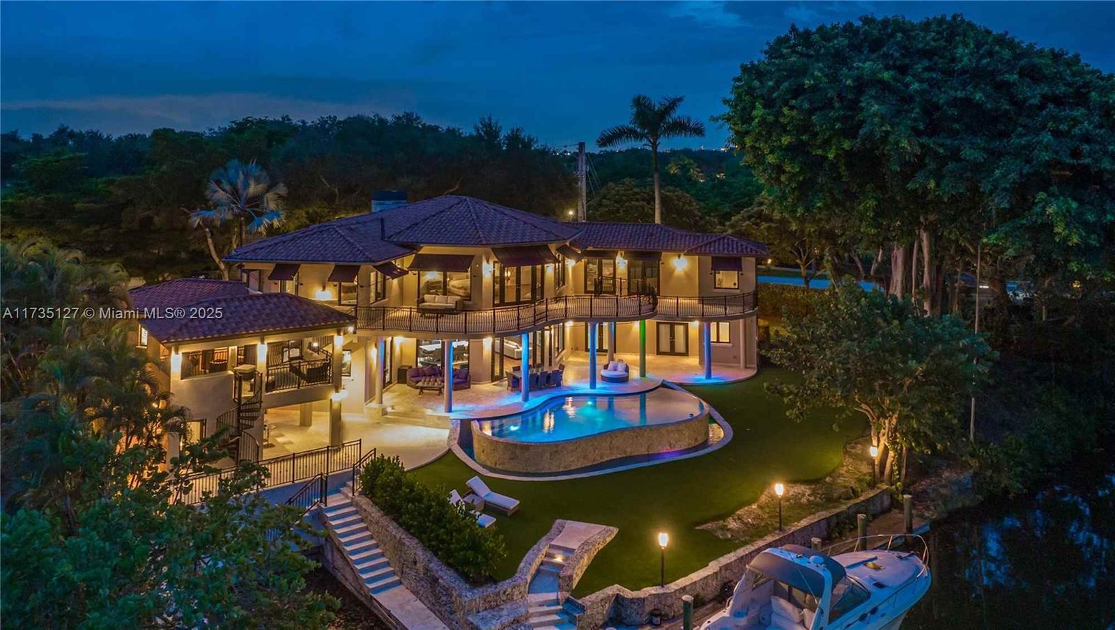 House at 6700 Granada Blvd, Coral Gables, FL 33146
