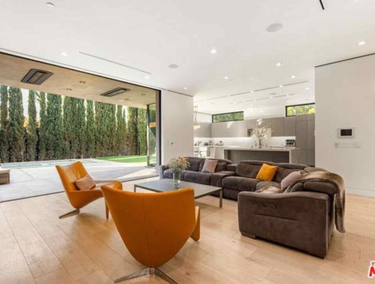 House at 309 S Wetherly Dr, Beverly Hills, CA 90211