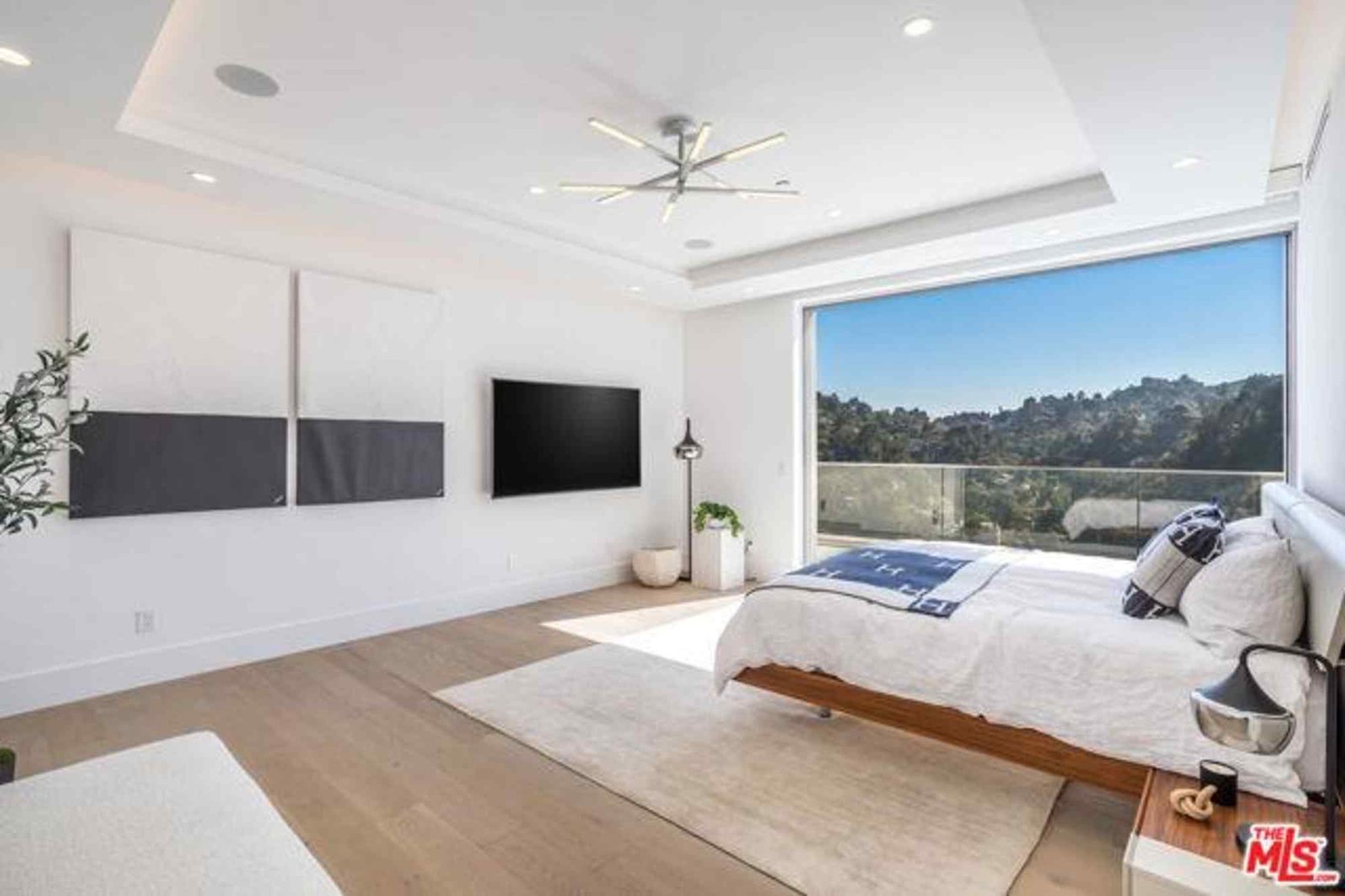 House at 2101 Mt Olympus Dr, Los Angeles, CA 90046