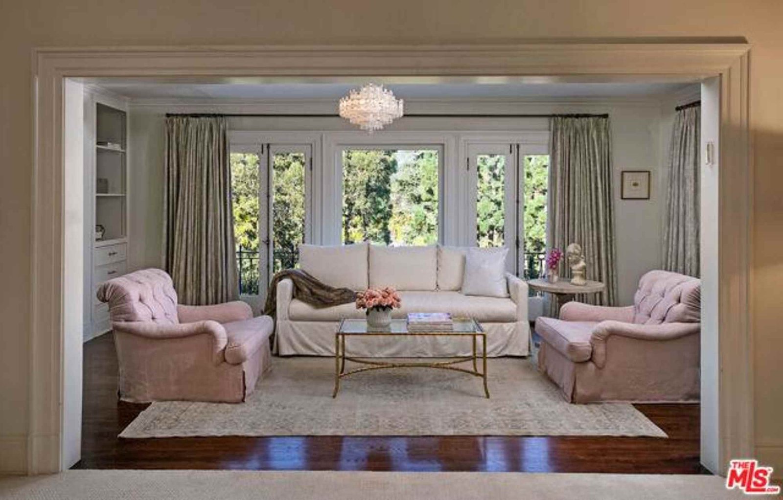 House at 1006 N Crescent Dr, Beverly Hills, CA 90210