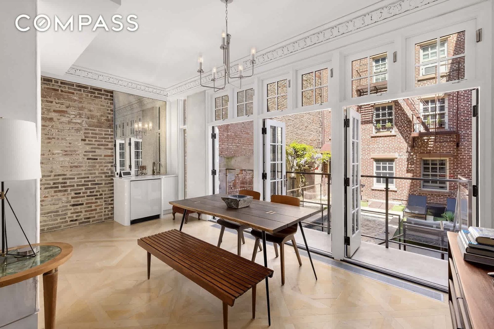 House at 21 Cornelia St #TH, New York, NY 10014