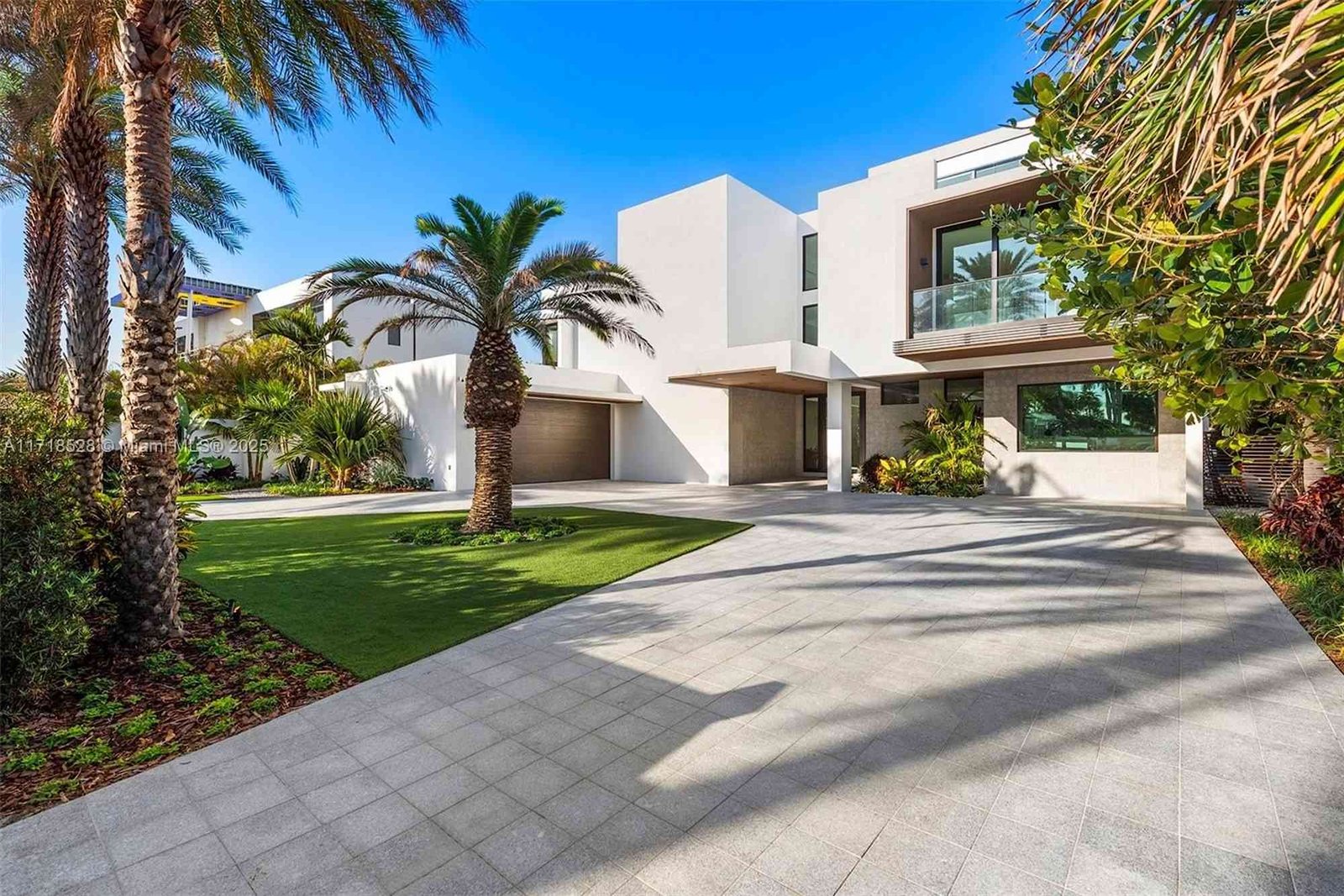 House at 128 Ocean Blvd, Golden Beach, FL 33160