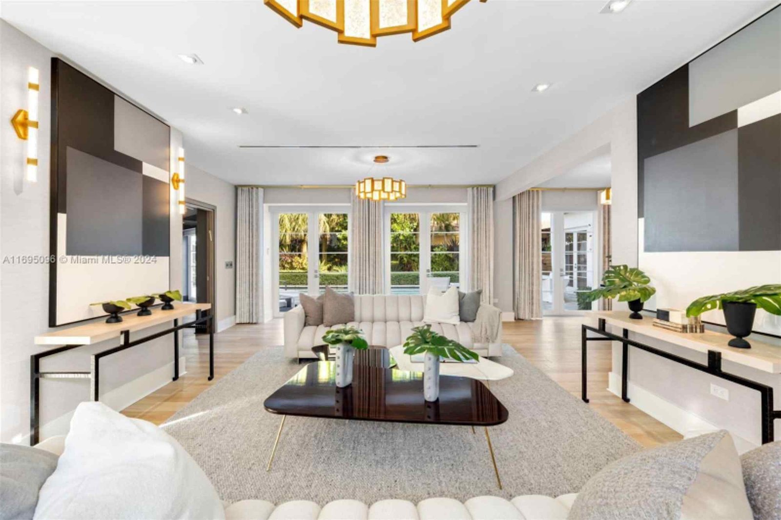 House at 2887 Pine Tree Dr, Miami Beach, FL 33140