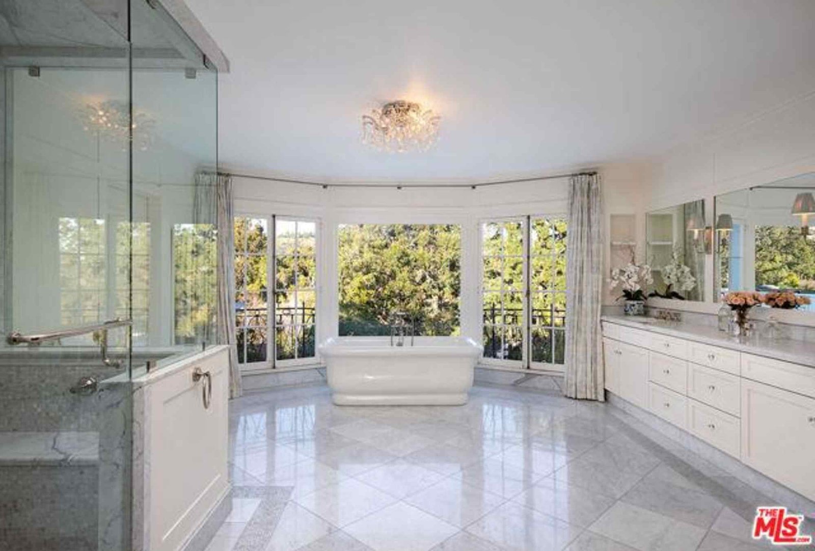 House at 1006 N Crescent Dr, Beverly Hills, CA 90210