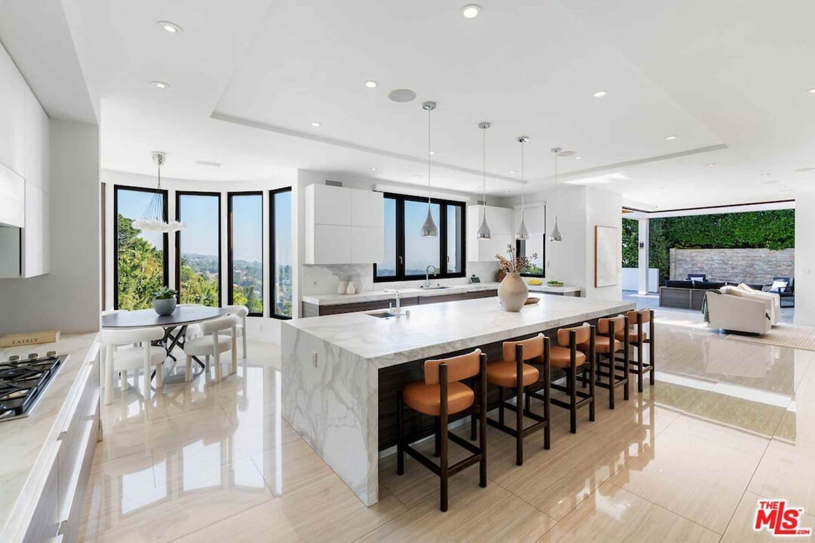 House at 1280 Angelo Dr, Beverly Hills, CA 90210