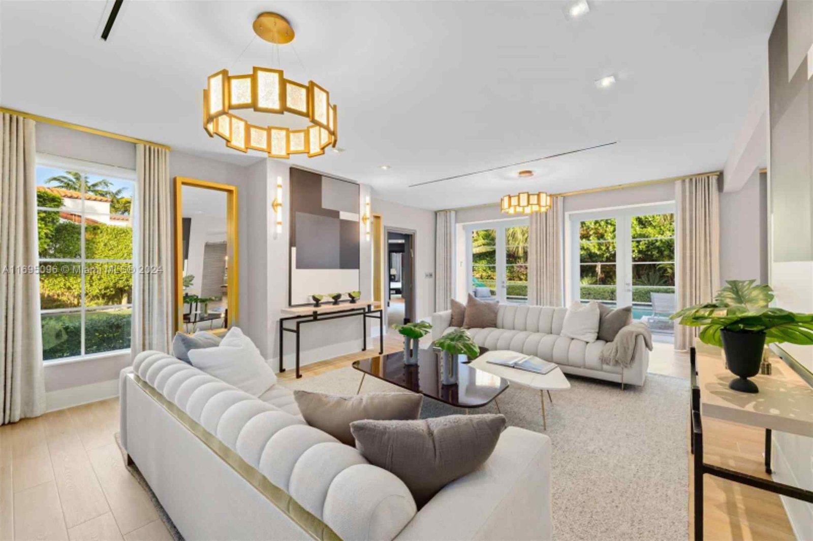 House at 2887 Pine Tree Dr, Miami Beach, FL 33140