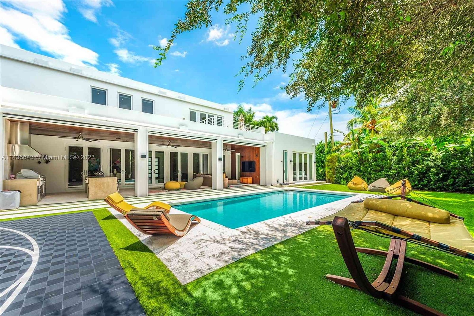 House at 7930 SW 52nd Ct, Miami, FL 33143
