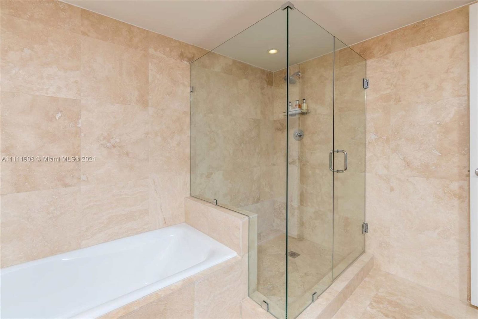 Apartments at 102 24th St #1019, Miami Beach, FL 33139