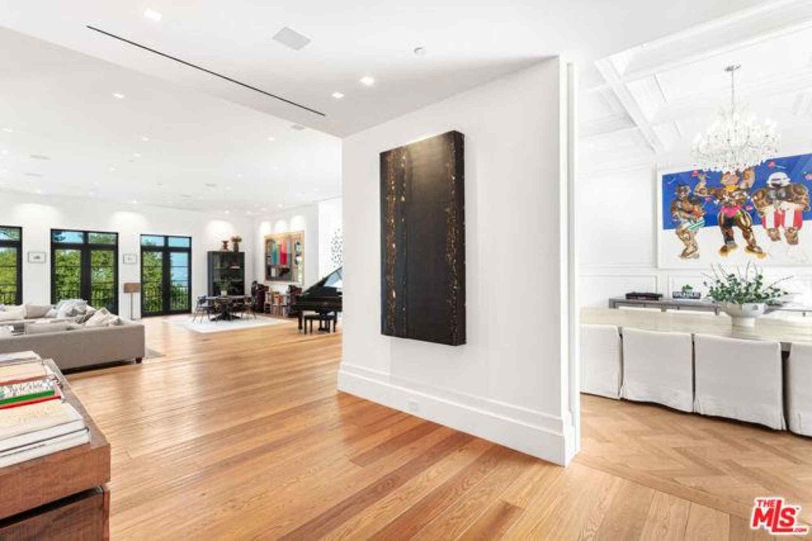House at 3160 Coldwater Canyon Ave, Los Angeles, CA 91604
