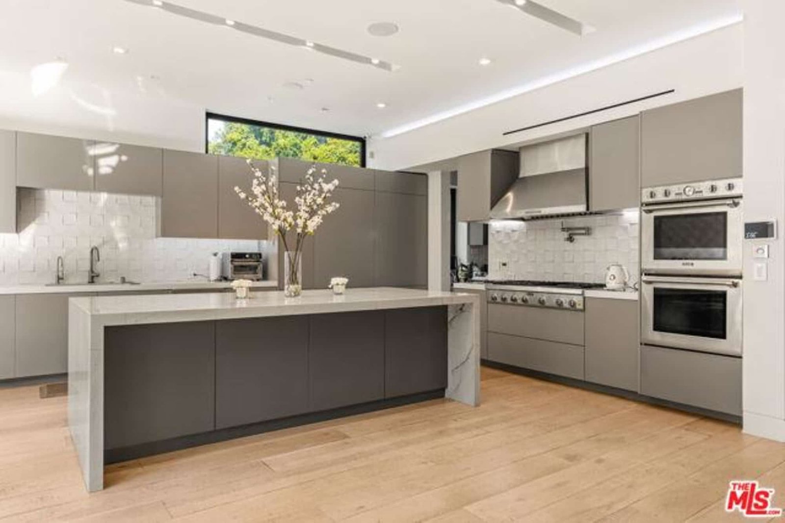 House at 309 S Wetherly Dr, Beverly Hills, CA 90211