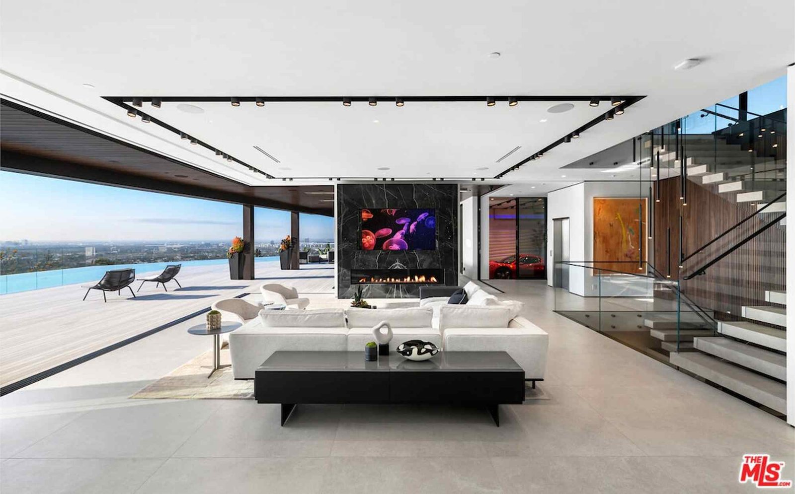 House at 8116 Laurel View Dr, Los Angeles, CA 90069