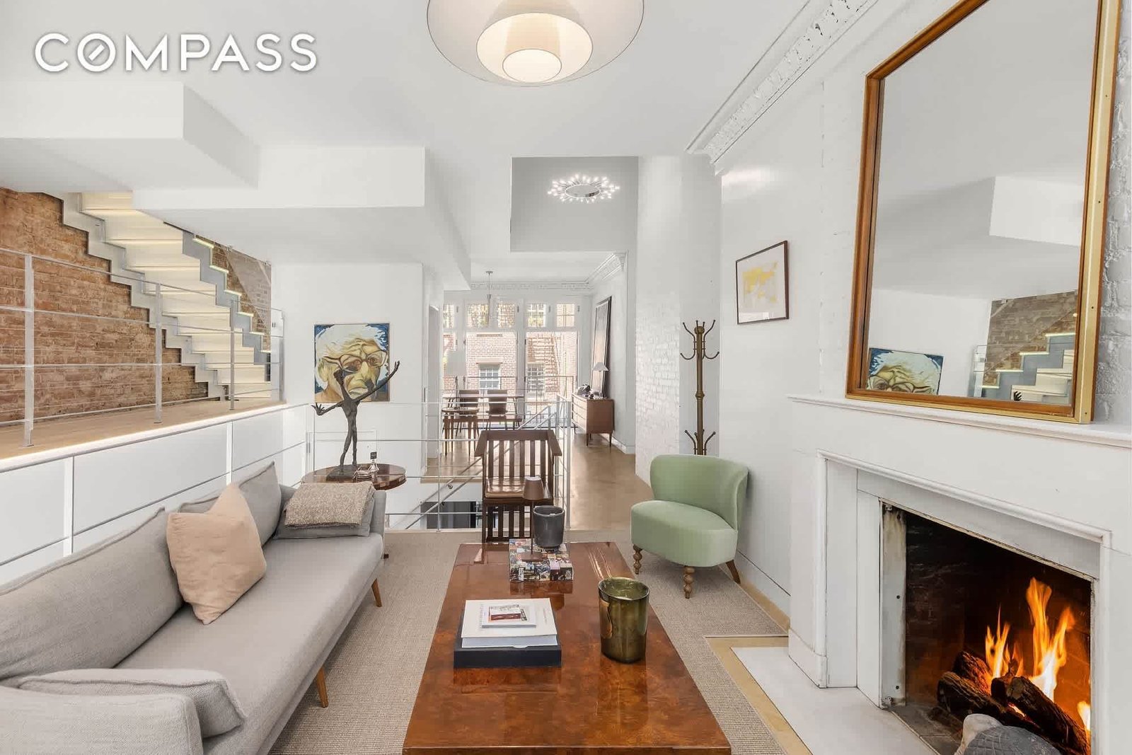 House at 21 Cornelia St #TH, New York, NY 10014