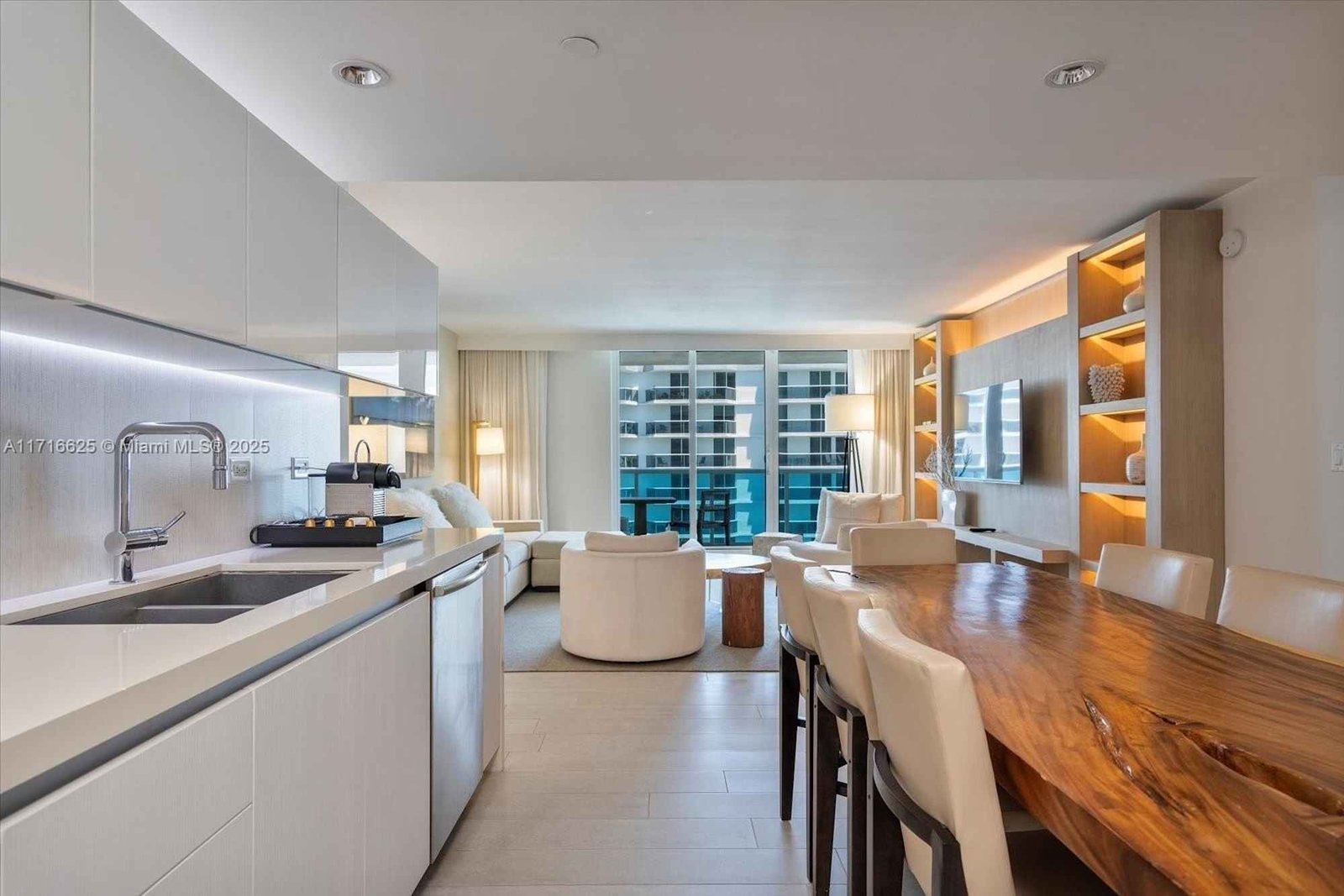 Condo at 102 24th St #1413, Miami Beach, FL 33139